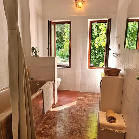 Bor Bed and Breakfast